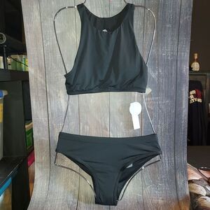 Black Women's Swim Set